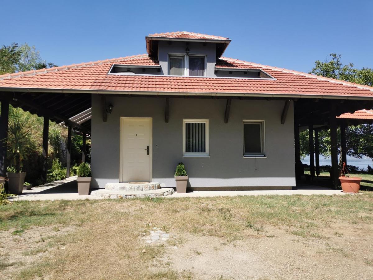 Kuca Za Odmor-Zelena Oaza Hotel Golubac Exterior photo